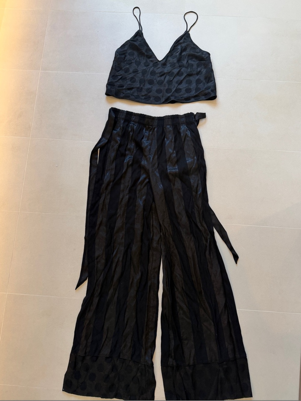 Victoria’s Secret Black Satin pajama set